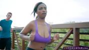 คลิปโป๊ Black girl goes jogging and fucks with a white guy ล่าสุด