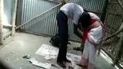 ดาวน์โหลด คลิปโป๊ Indian couple fucking in dirty garage Mp4 ล่าสุด