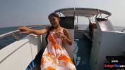 คลิปxxx Thai amateur girlfriend sucks and fucks boyfriend on a boat ล่าสุด