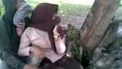 คลังสินค้า คลิปโป๊ Siswi Berjilbab Asik Ciuman di Taman period FLV 3gp ฟรี