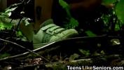 คลิปโป๊ Teen gets sixty nine and pounding from senior in woods 3gp ล่าสุด