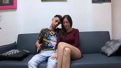 เพศภาพยนตร์ Teen couple wants to share her first anal experience with us