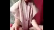 ดาวน์โหลด คลิปโป๊ Melayu hijab girl muslim shows her tight pussy 2021